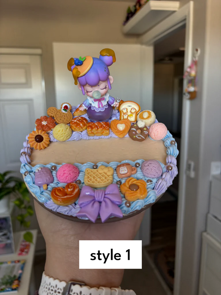 Custom Decoden Phone Stand